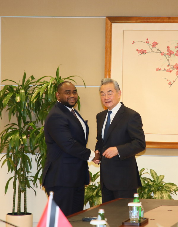 特立尼达和多巴哥外长索伯斯1.jpg
